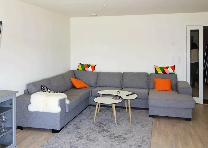 6 Person In פארשונד